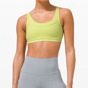 Lululemon Lemon Vibe sports bra, Size 6